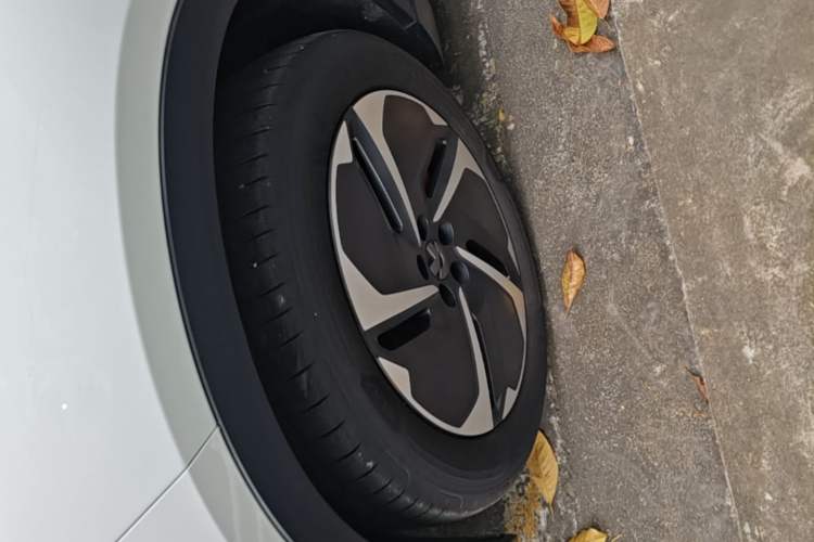 Used Nio ES6 2023 100kWh Left Front Wheel Hub