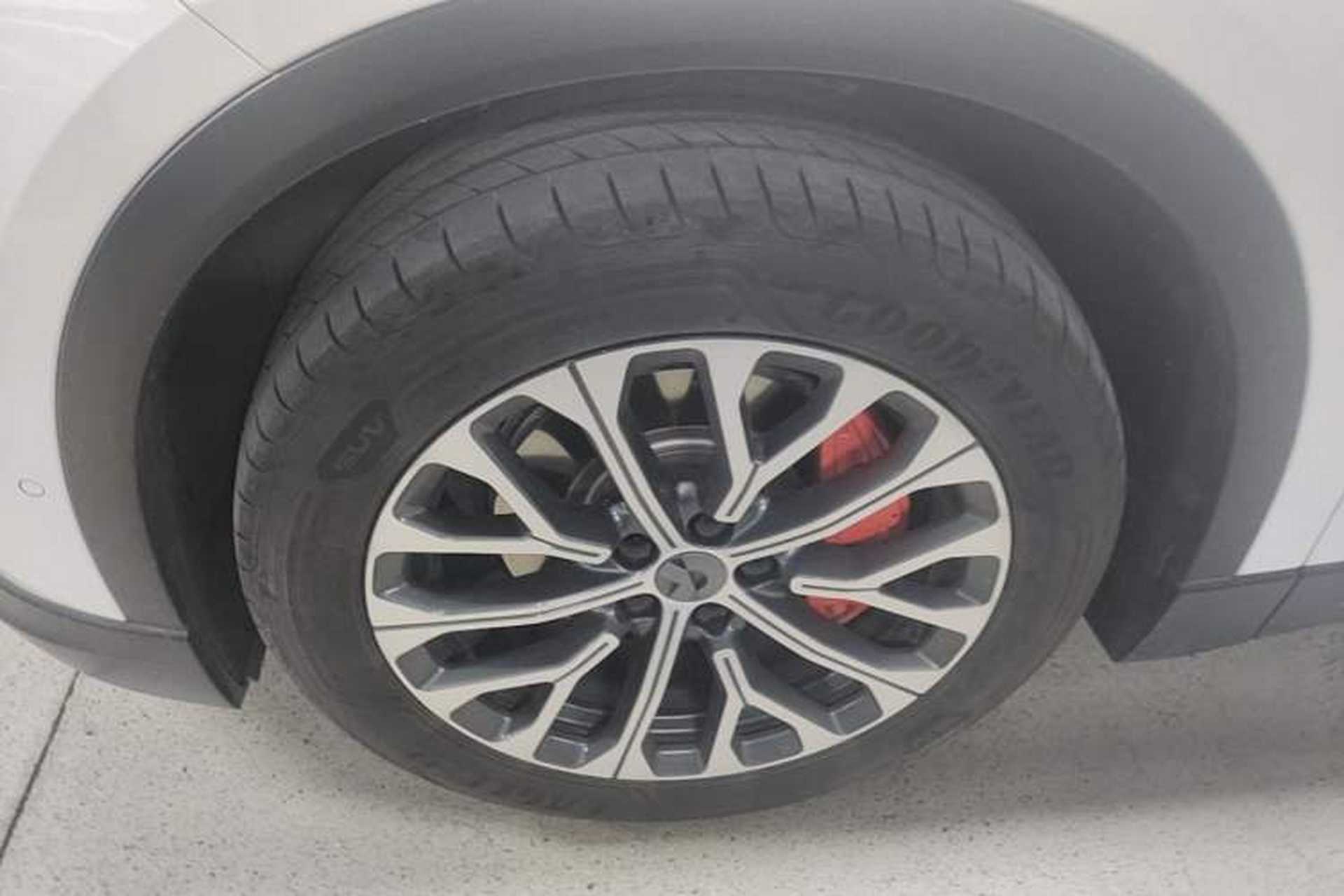 Used Nio ES6 2023 75 kWh Left Front Wheel Hub