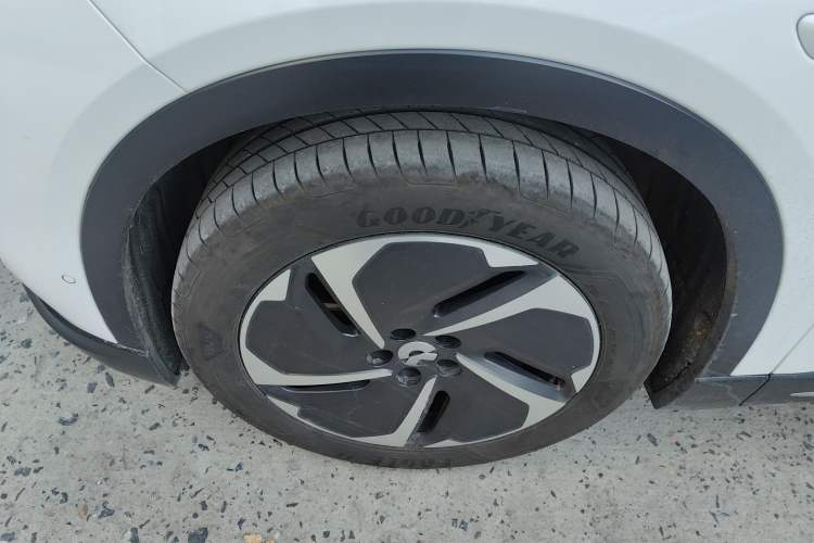 Used Nio ES6 2023 75 kWh Left Front Wheel Hub