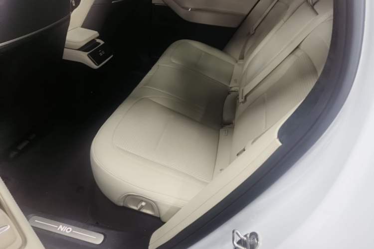 Used Nio ES6 2023 75 kWh Left Rear Seat