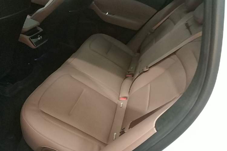 Used Nio ES6 2023 75 kWh Left Rear Seat