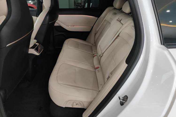 Used Nio ES6 2023 75 kWh Left Rear Seat