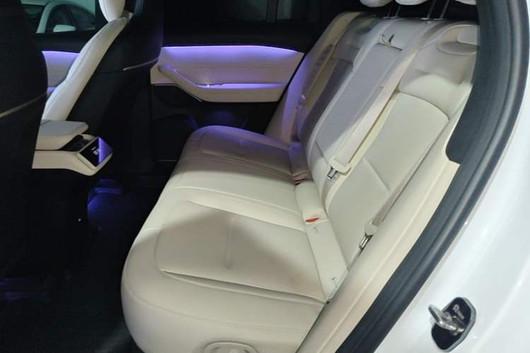 Used Nio ES6 2023 75 kWh Left Rear Seat