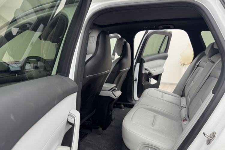 Used Nio ES6 2023 75 kWh Left Rear Seat