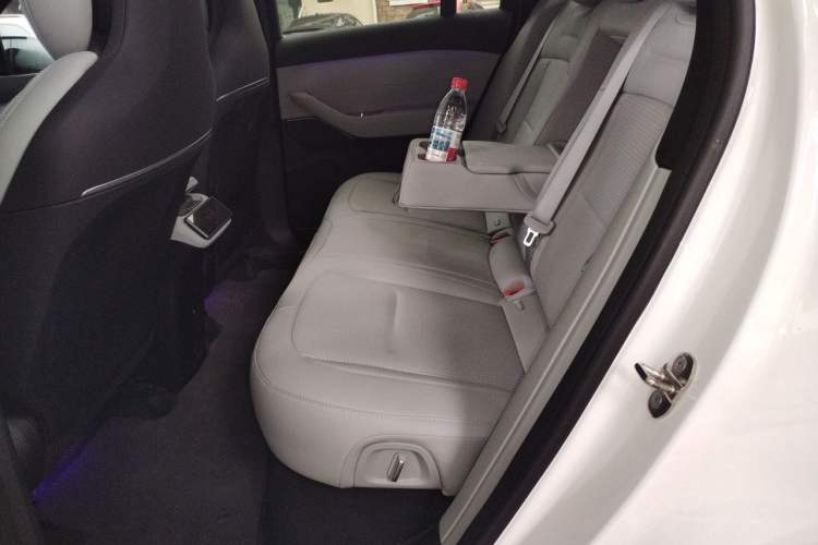 Used Nio ES6 2023 75 kWh Left Rear Seat