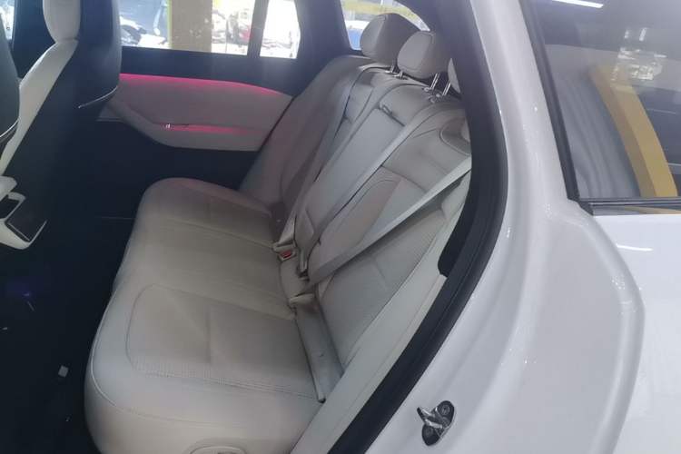 Used Nio ES6 2023 75 kWh Left Rear Seat