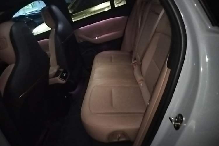 Used Nio ES6 2023 75 kWh Left Rear Seat