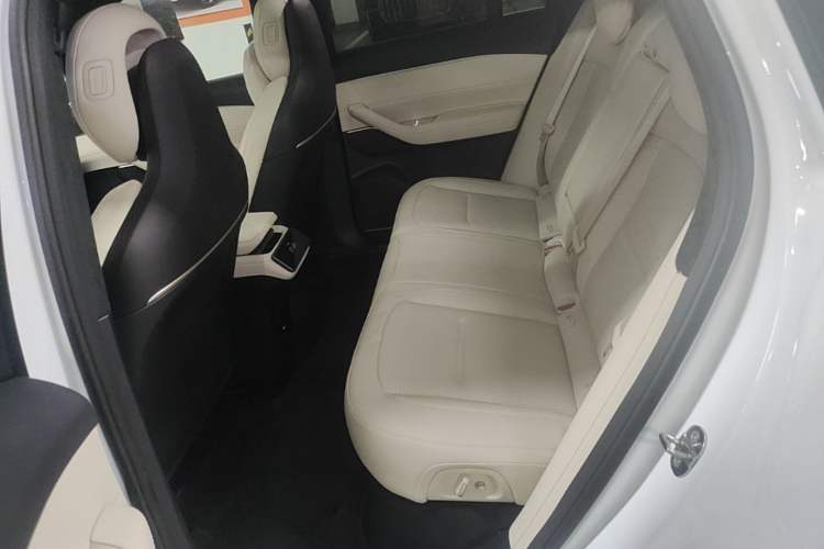 Used Nio ES6 2023 75 kWh Left Rear Seat