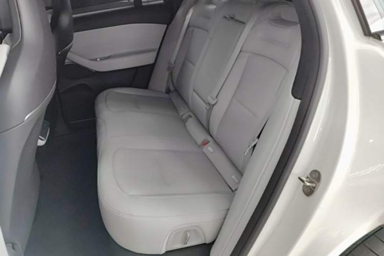 Used Nio ES6 2023 75 kWh Left Rear Seat