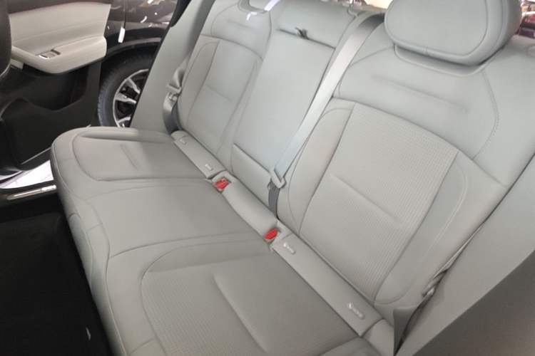 Used Nio ES6 2023 75 kWh Left Rear Seat