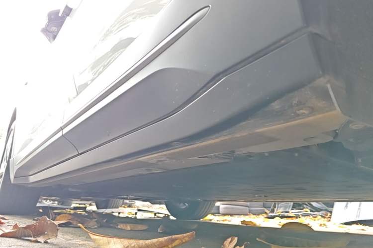 Used Nio ES6 2023 100kWh Left Side Sill