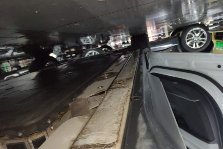 Used Nio ES6 2023 100kWh Left Side Sill