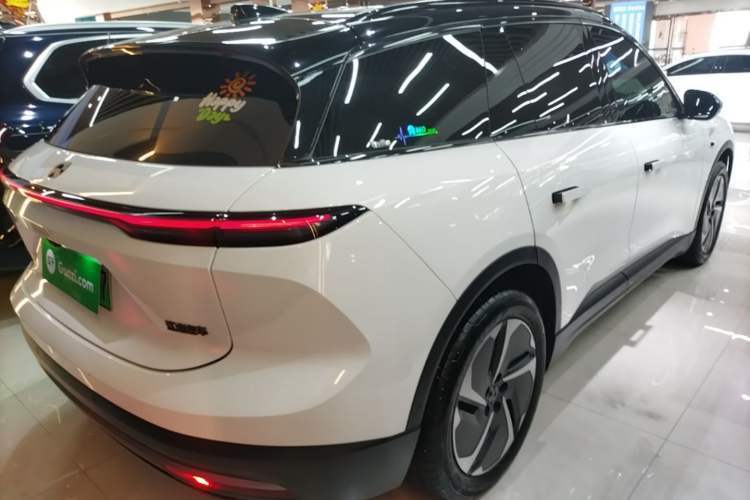 Used Nio ES6 2023 75 kWh Rear Right 45 Deg