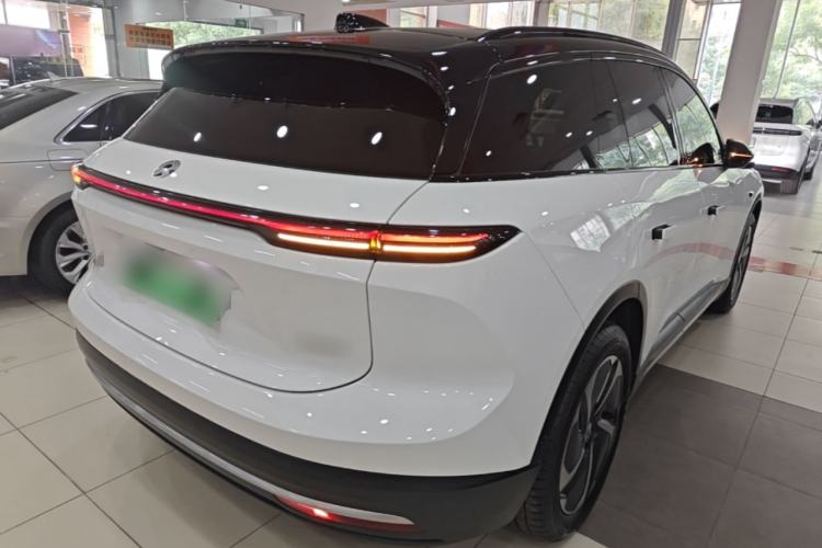 Used Nio ES6 2023 75 kWh Rear Right 45 Deg