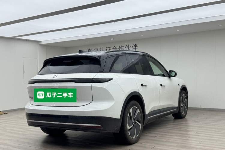 Used Nio ES6 2023 75 kWh Rear Right 45 Deg