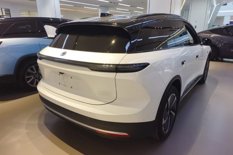 Used Nio ES6 2023 75 kWh Rear Right 45 Deg