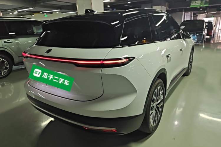 Used Nio ES6 2023 75 kWh Rear Right 45 Deg