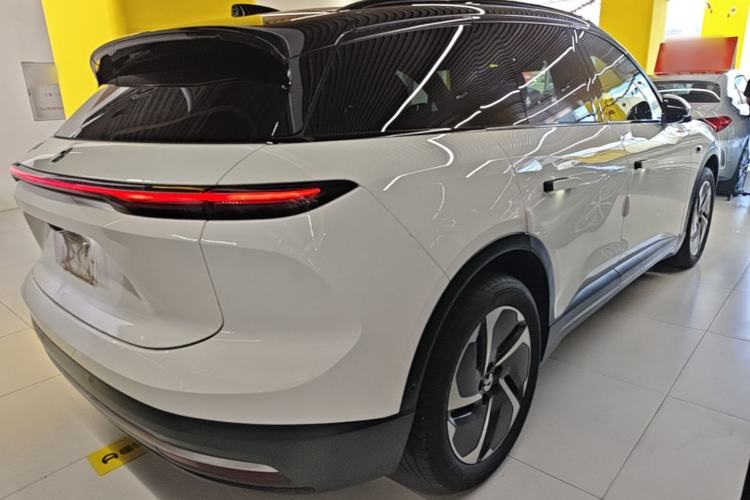 Used Nio ES6 2023 75 kWh Rear Right 45 Deg