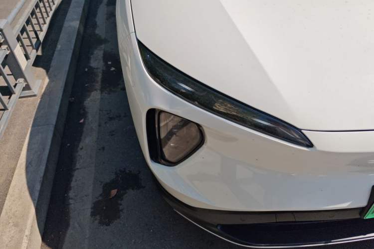Used Nio ES6 2023 75 kWh Right Front Headlight