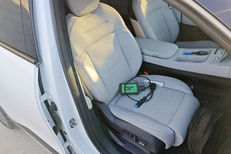 Used Nio ES6 2023 75 kWh Right Front Seat
