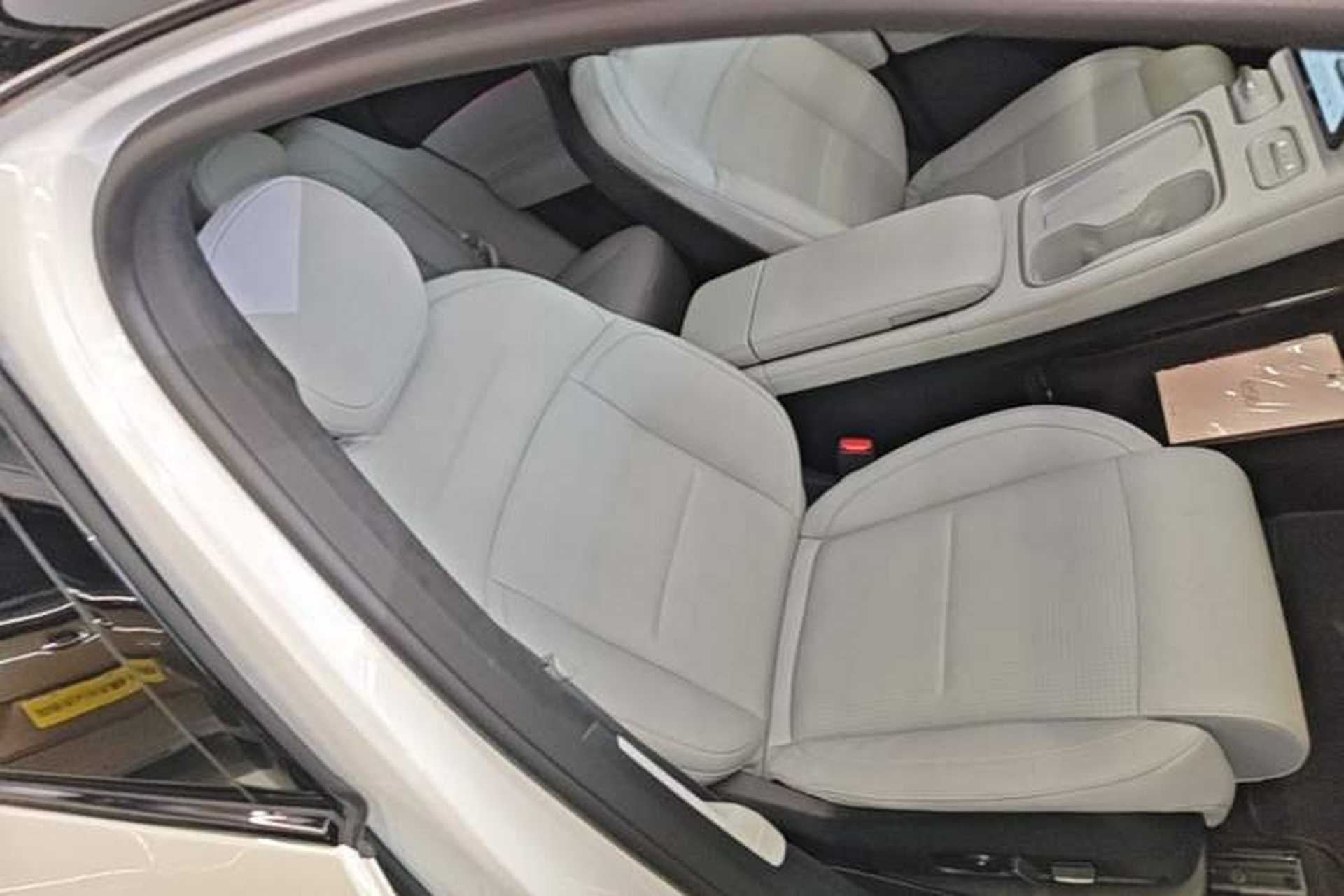 Used Nio ES6 2023 75 kWh Right Front Seat