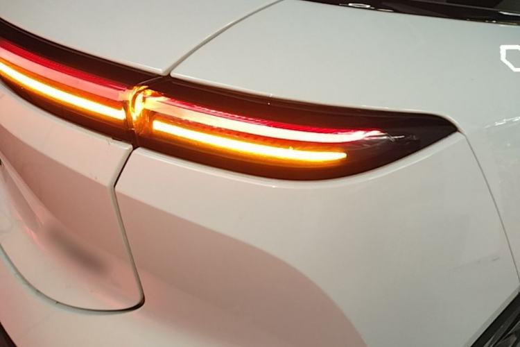 Used Nio ES6 2023 75 kWh Right Rear Taillight
