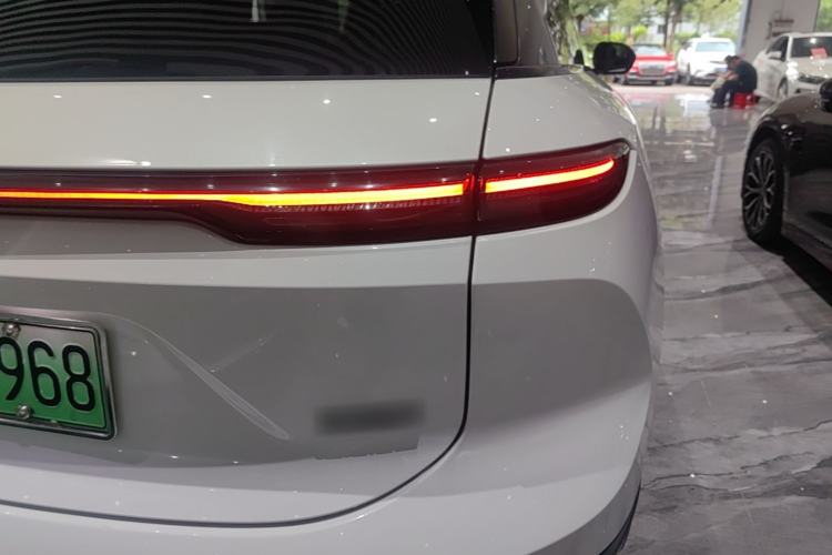 Used Nio ES6 2023 75 kWh Right Rear Taillight
