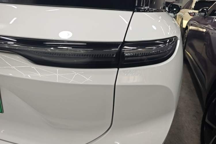 Used Nio ES6 2023 75 kWh Right Rear Taillight