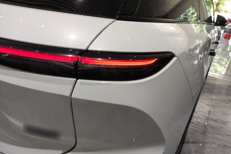 Used Nio ES6 2023 75 kWh Right Rear Taillight