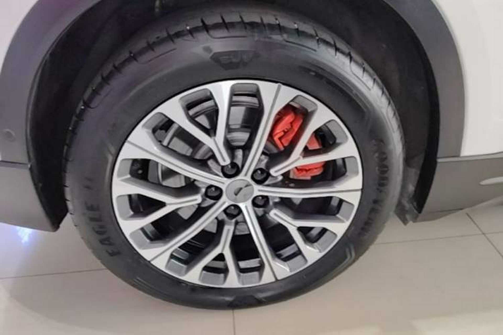 Used Nio ES6 2023 75 kWh Right Rear Wheel Hub