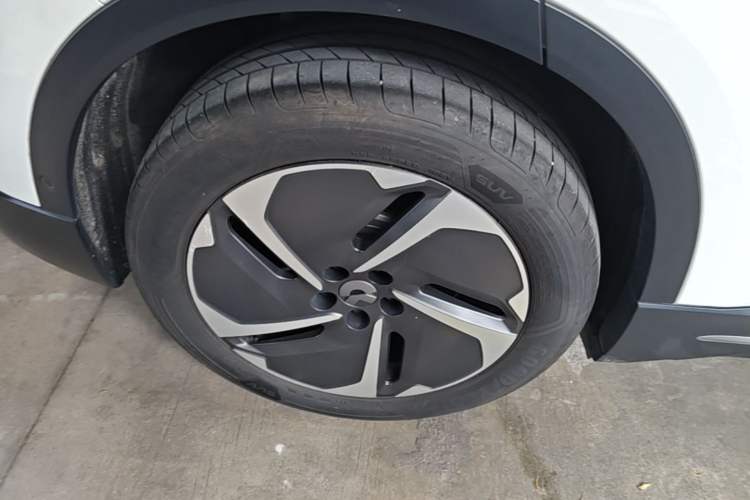 Used Nio ES6 2023 100kWh Right Rear Wheel Hub