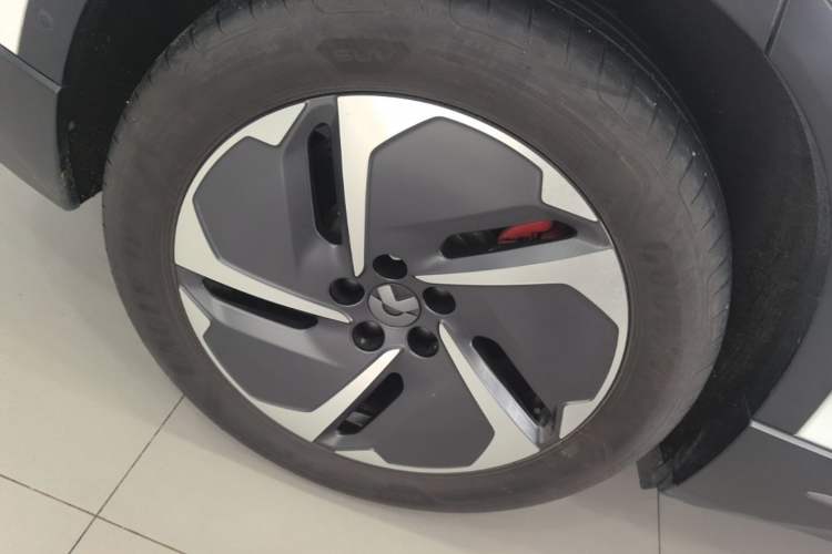 Used Nio ES6 2023 75 kWh Right Rear Wheel Hub