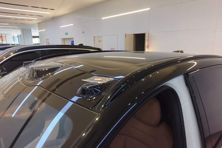 Used Nio ES6 2023 75 kWh Roof