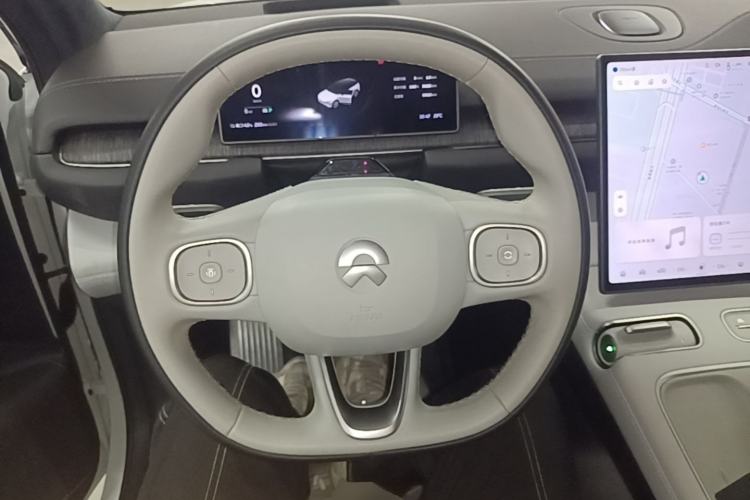 Used Nio ES6 2023 75 kWh Steering Wheel
