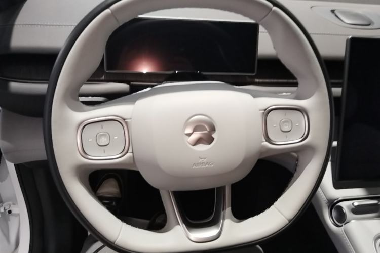 Used Nio ES6 2023 75 kWh Steering Wheel