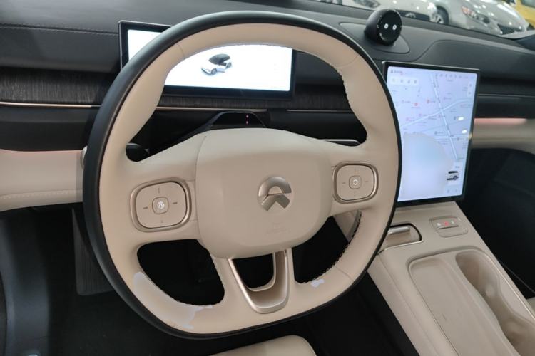 Used Nio ES6 2023 75 kWh Steering Wheel