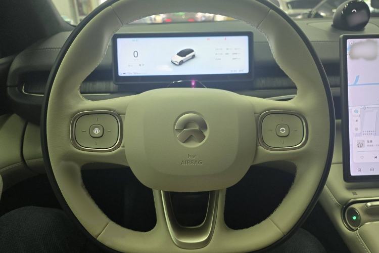 Used Nio ES6 2023 75 kWh Steering Wheel