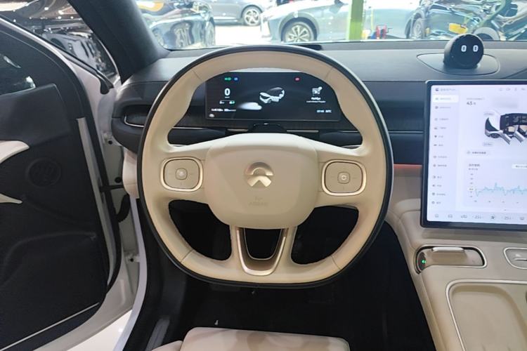 Used Nio ES6 2023 75 kWh Steering Wheel