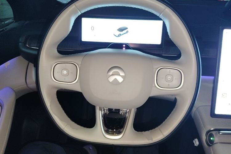 Used Nio ES6 2023 75 kWh Steering Wheel