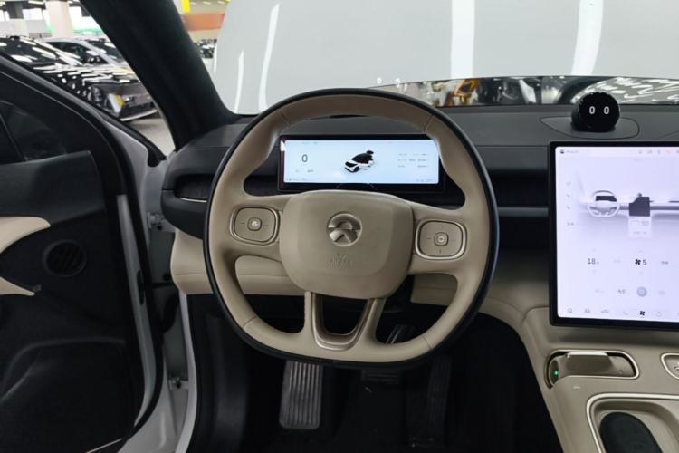 Used Nio ES6 2023 75 kWh Steering Wheel