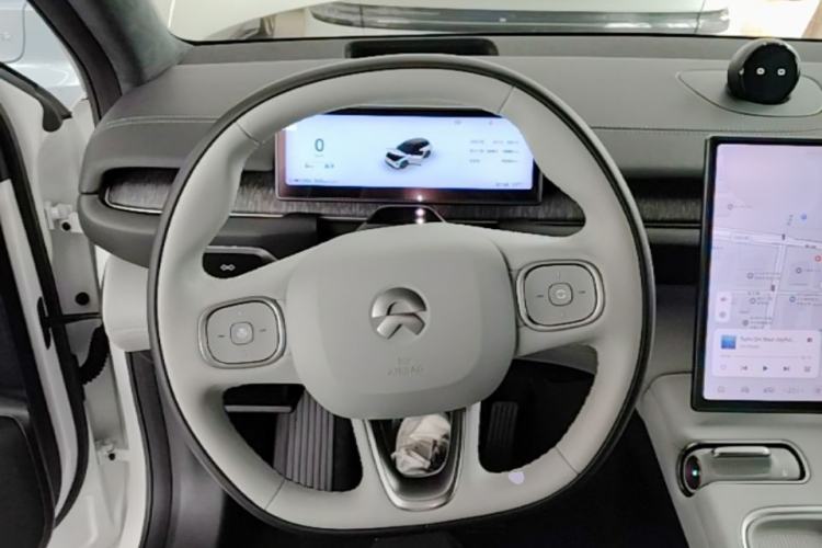 Used Nio ES6 2023 75 kWh Steering Wheel