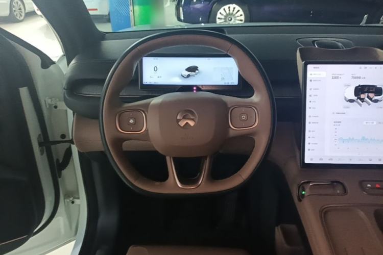 Used Nio ES6 2023 75 kWh Steering Wheel