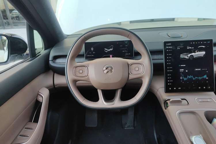 Used Nio ES6 2023 75 kWh Steering Wheel
