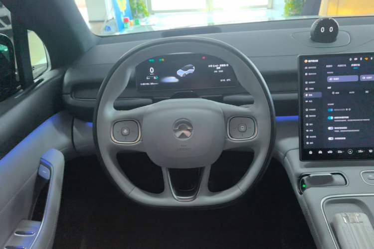 Used Nio ES6 2023 75 kWh Steering Wheel