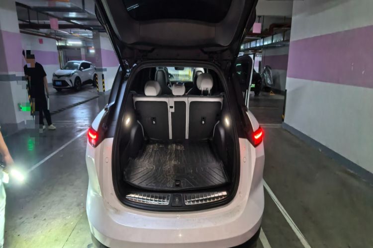 Used Nio ES6 2023 75 kWh Trunk