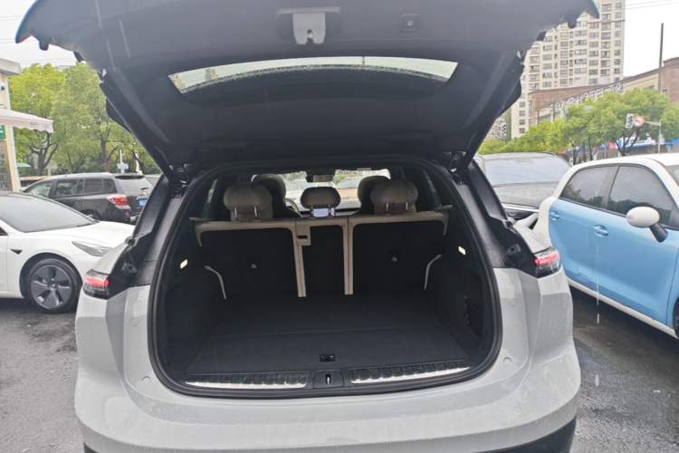 Used Nio ES6 2023 75 kWh Trunk