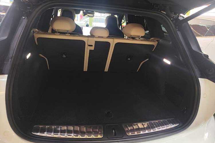 Used Nio ES6 2023 75 kWh Trunk