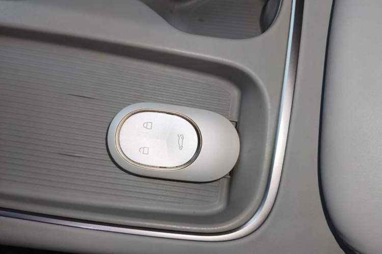 Used Nio ES6 2023 75 kWh Vehicle Key