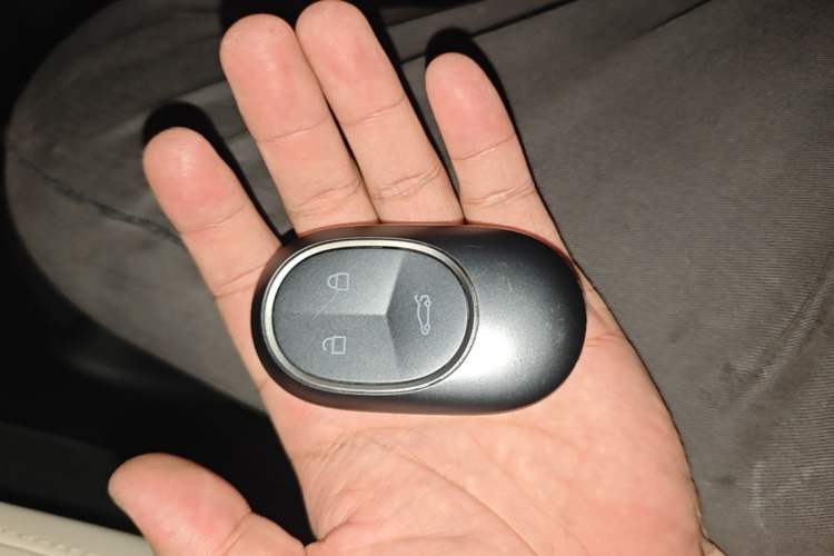 Used Nio ES6 2023 75 kWh Vehicle Key