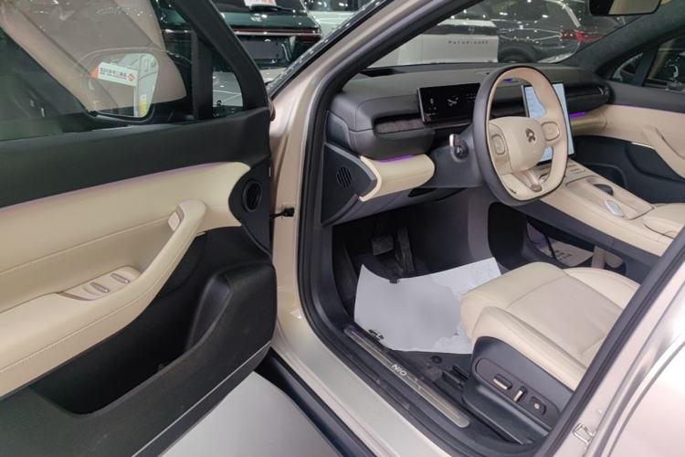 Used Nio ES6 2023 75 kWh Driver Seat
